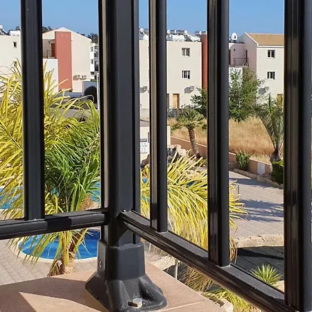 Petras Cozy Nest, 1-bedroom Apt., Paphos-universal דירה *